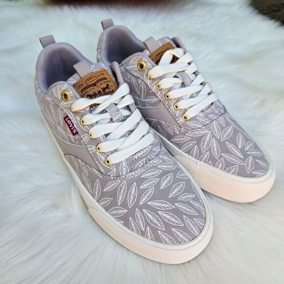 Levi's Shoes Women's Size 7 Brand New in Box - Picture 1 of 8
